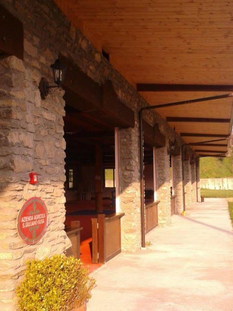 Agriturismo San Giuliano Dei Fratelli Giai 苏萨 外观 照片